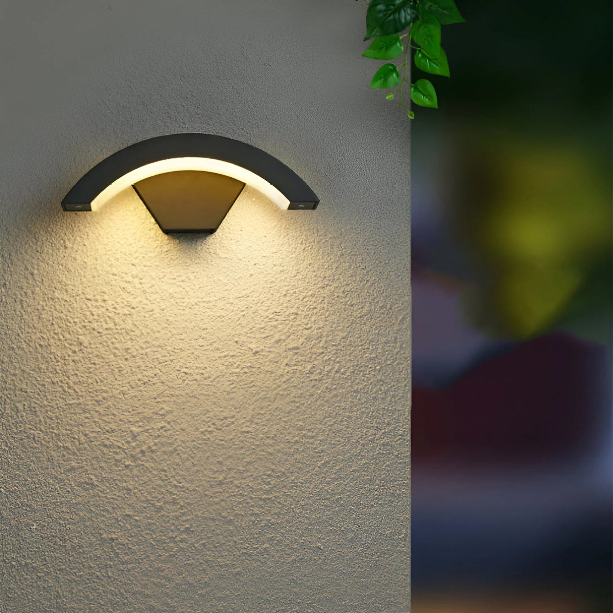 Applique da Parete per Esterni con Sensore di Movimento - LumiGuard