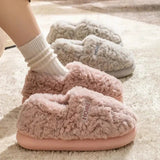 Chaussons Chauffants Micro-Ondables en Fausse Fourrure - Confort Optimal