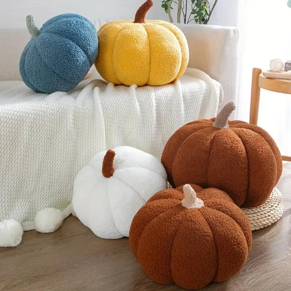 Coussins en Peluche - Décoration Automnale en Forme de Citrouille