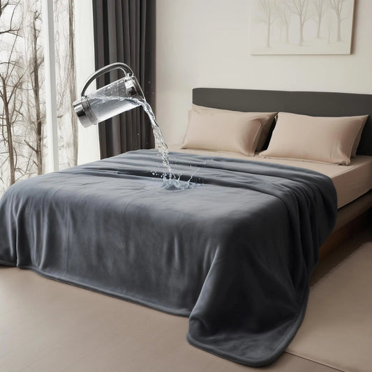 Coperta Impermeabile Reversibile in Flanella - Protezione e Comfort Ottimali