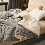 Couverture Polaire Douce SoftHug - Confort Luxueux pour Bébé et Adultes