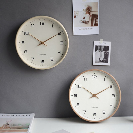 Orologio da Parete di Design Scandinavo in Legno - Eleganza Minimalista