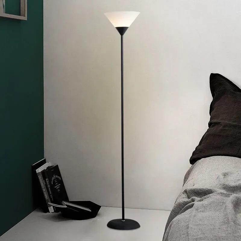 Lampadaire LED Design Contemporain Noir et Blanc pour Salon