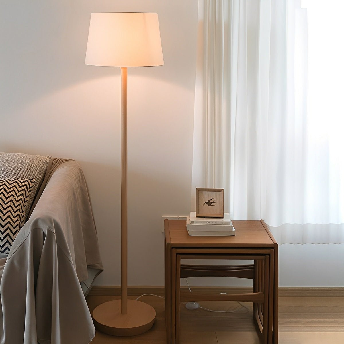 Lampadaire LED Moderne en Bois de Hêtre avec Abat-jour en Tissu
