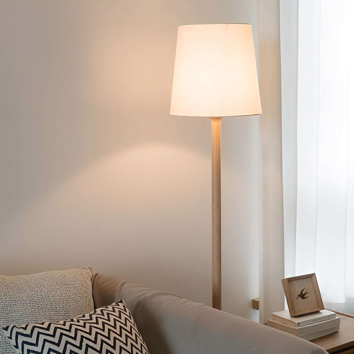 Lampadaire LED Moderne en Bois de Hêtre avec Abat-jour en Tissu
