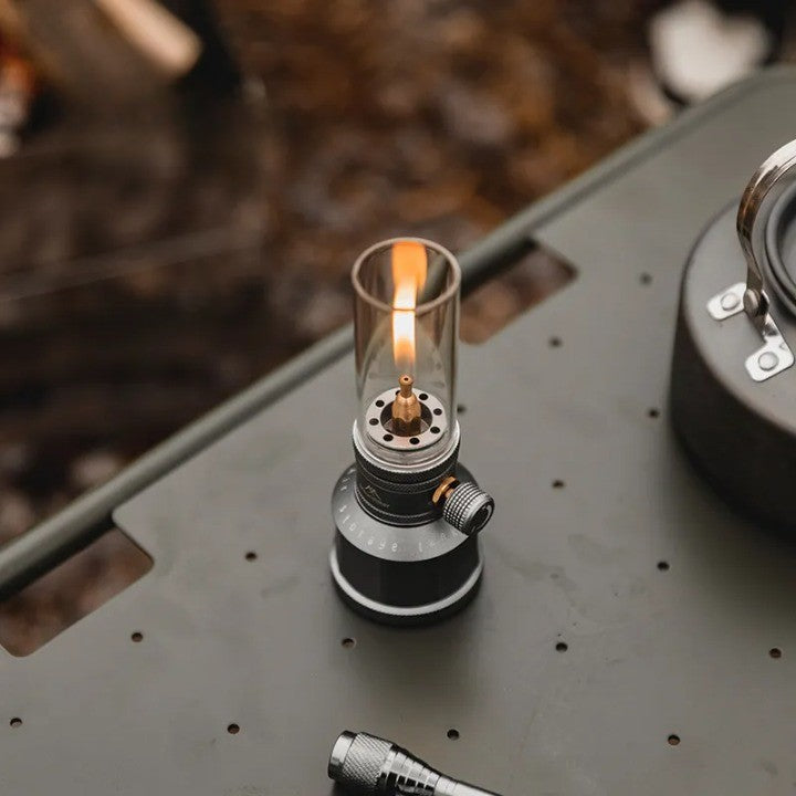Lampe de Camping Portable en Aluminium - Lueur Chaleureuse et Durable