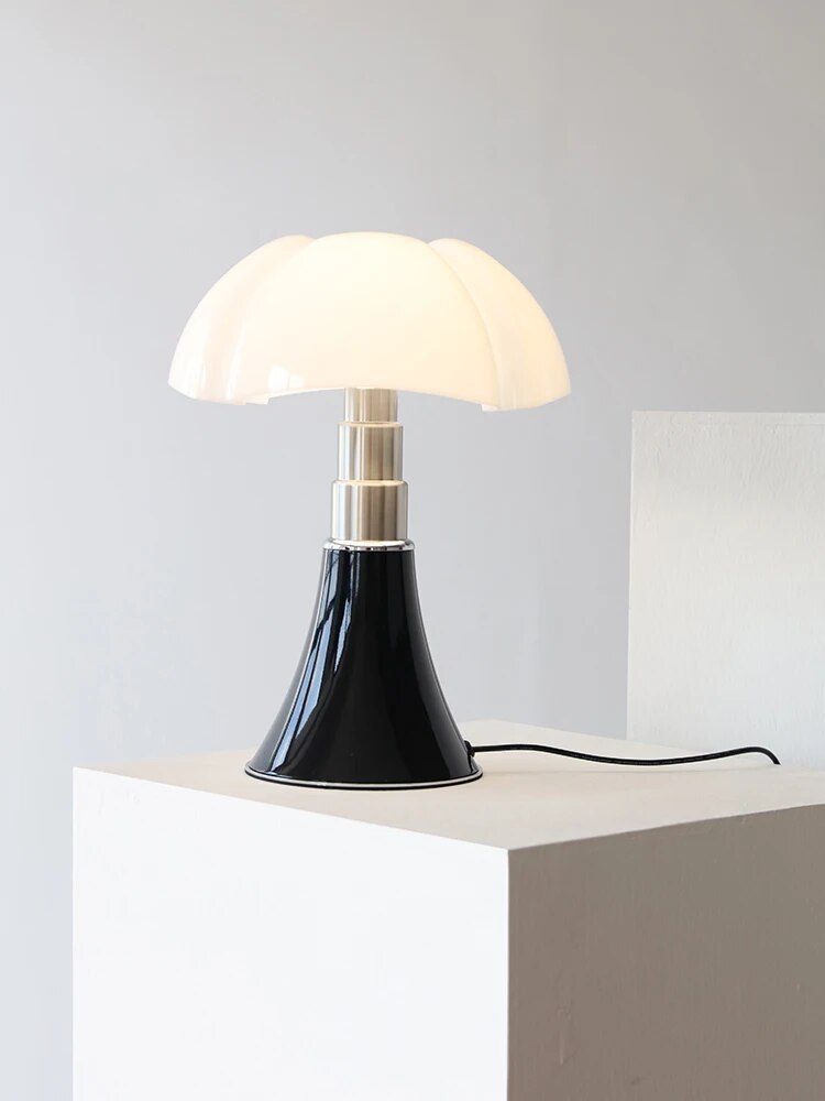 Lampe de Table Fleur - Éclairage LED Dimmable et Design Élégant