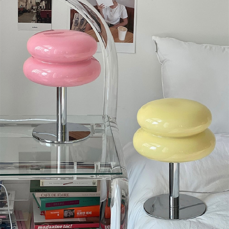Lampe de Table en Verre Design Italien - Éclairage Ambiant Élégant