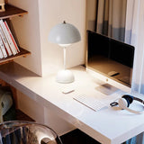 Lampada da tavolo LED Lumora - Design scandinavo e intensità regolabile