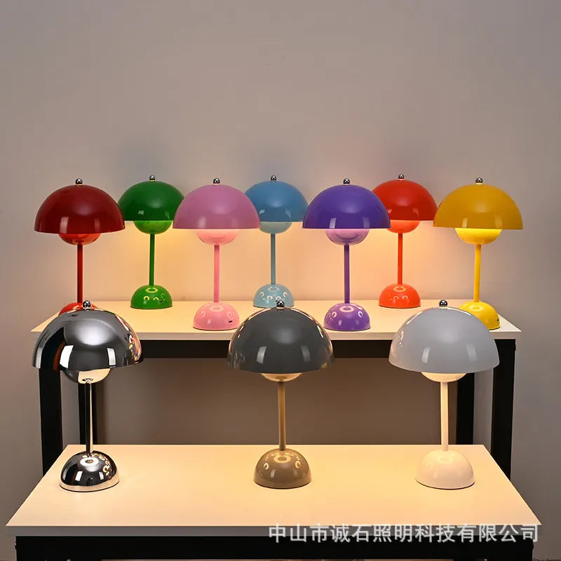 Lampada da tavolo LED Lumora - Design scandinavo e intensità regolabile
