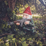 Militaire Tuinkabouter van Hars Camouflage - Buitendecoratie