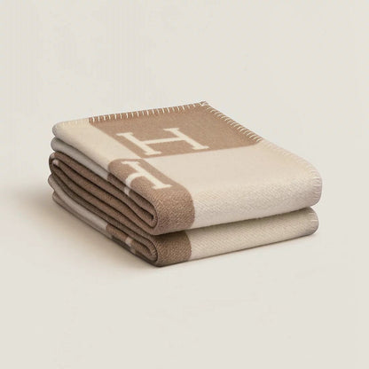 Plaid LuxBlanket en Laine et Cachemire - Douceur et Élégance