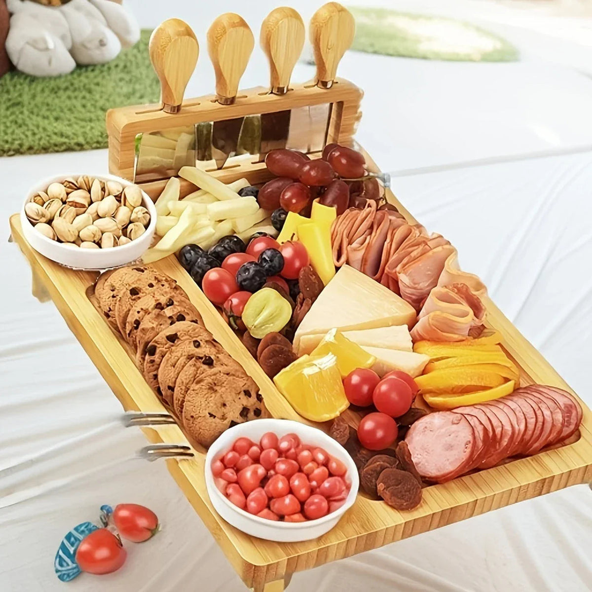 Planche Charcuterie Fromage en Bois avec Couteau et Fourchette - 40 cm x 30 cm