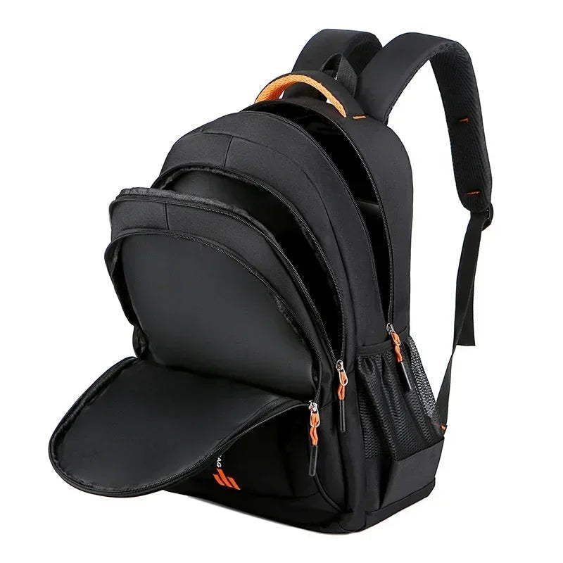 Zaino Impermeabile Urban Shield - Comfort e Organizzazione per il Viaggio