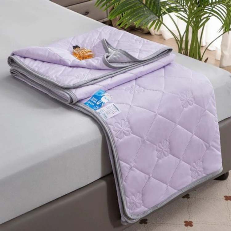 Summer_Breeze_Cooling_Blanket_7