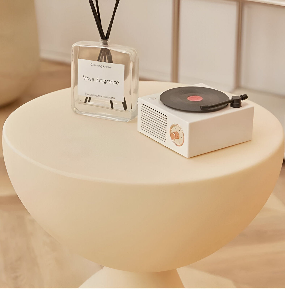 Table Basse Ronde en Plastique - Design Élégant et Fonctionnel