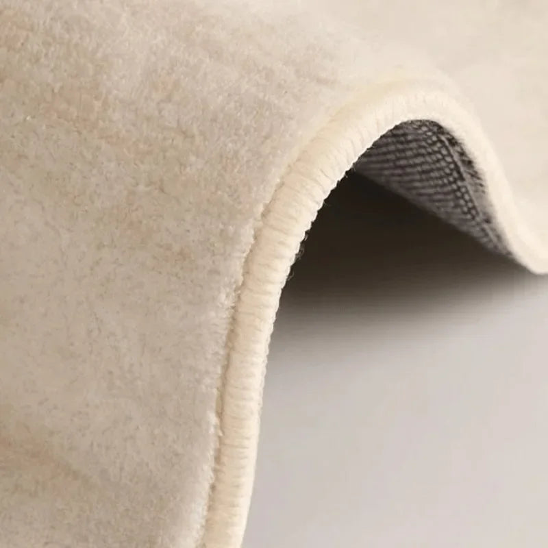 Tapis Beige Antidérapant en Peluche pour Salon - Design Minimaliste