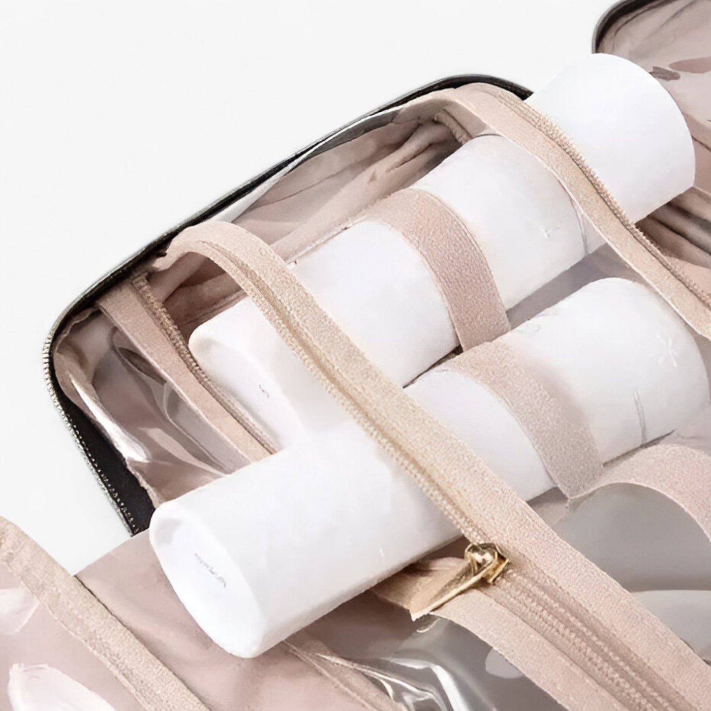 TravelEase - Trousse de toilette spacieuse et durable pour un voyage organisé