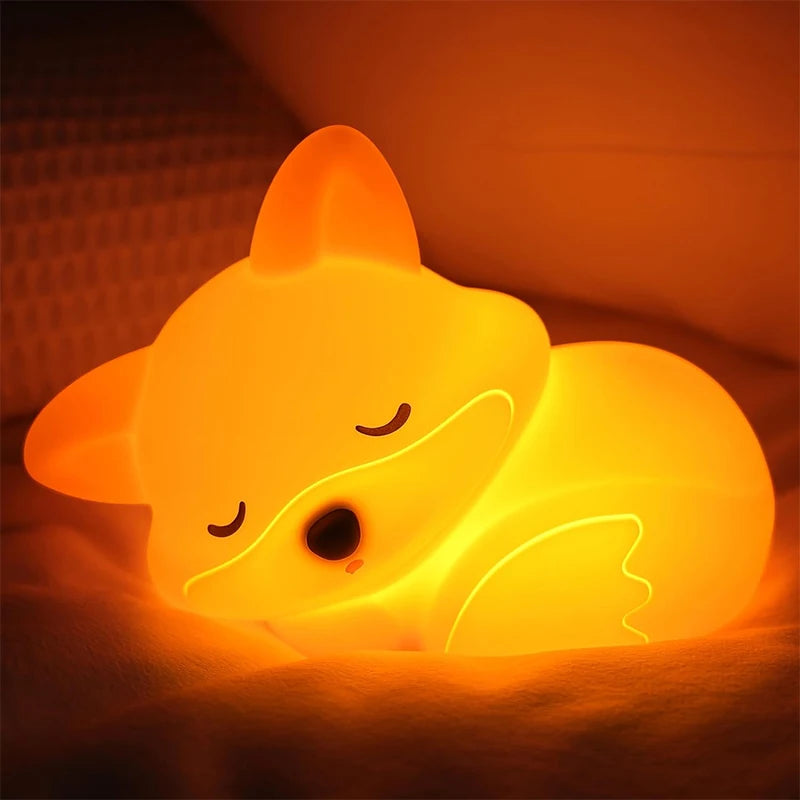 Luce Notturna per Bambini Volpe Personalizzata in Silicone Dimmerabile - LumiFuchs